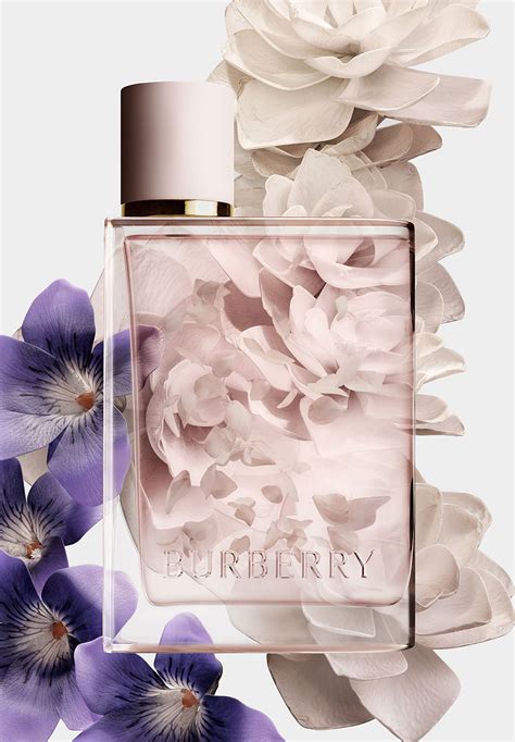 burberry novi parfem|burberry her tekst.